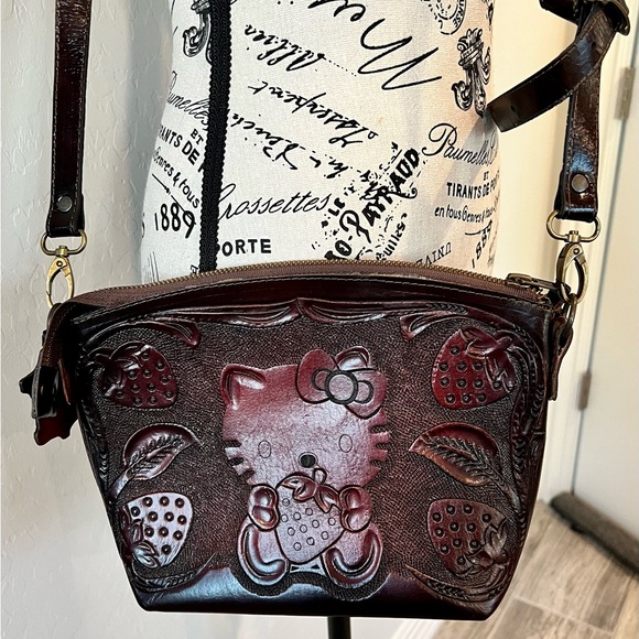 Hello Kitty Handbags - Women’s Leather Cross Body Hello Kitty Brown Bag